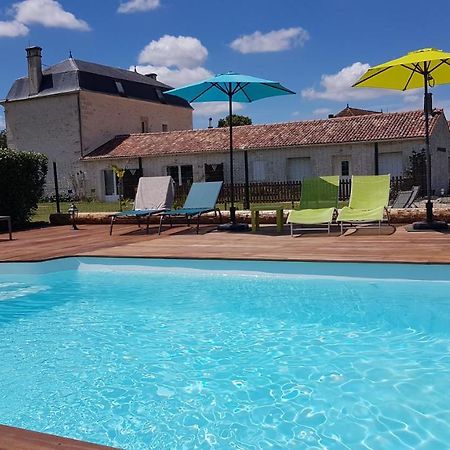 Le Domaine De Bellevue Bed and Breakfast Tanzac Εξωτερικό φωτογραφία