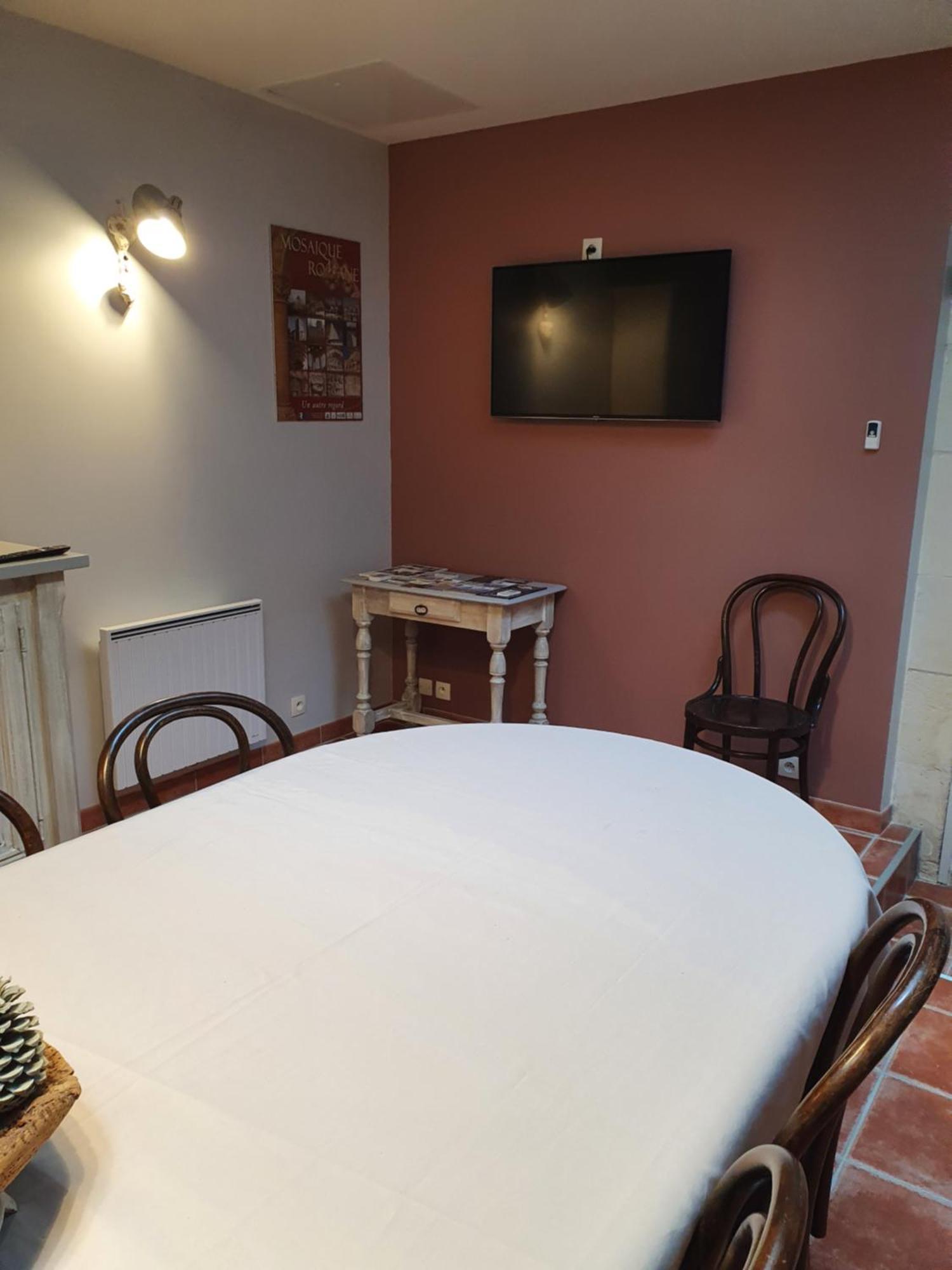 Le Domaine De Bellevue Bed and Breakfast Tanzac Εξωτερικό φωτογραφία